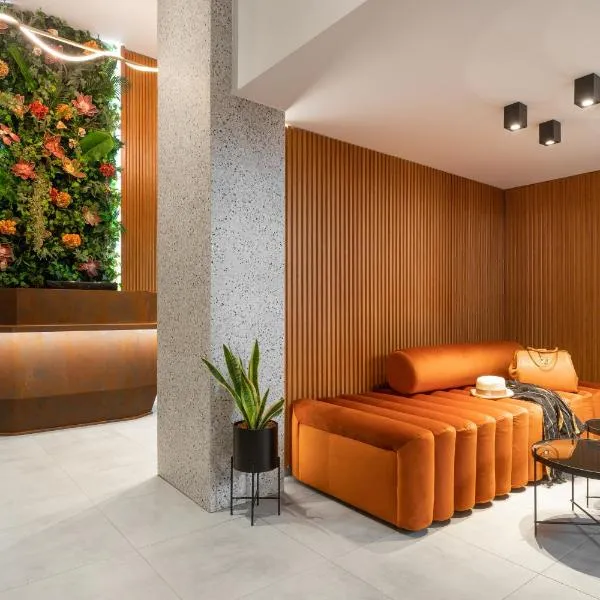 11 Enteka Acropolis Suites, hotel in Athens