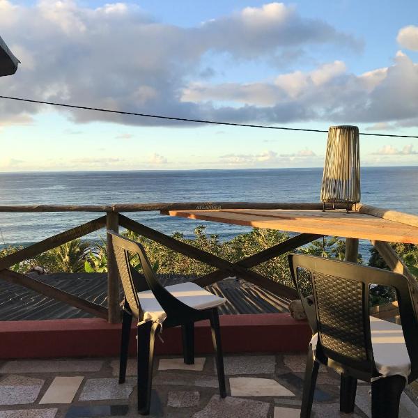 One bedroom house with sea view and enclosed garden at Sao Jorge