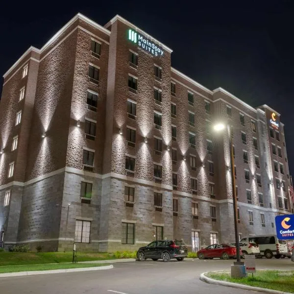 Comfort Suites Cincinnati University - Downtown, ξενοδοχείο σε Σινσινάτι