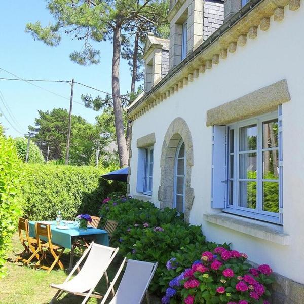 Semi-detached house, Carnac