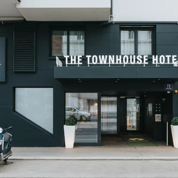 Parks 73 The Townhouse Hotel, hotel di Wina