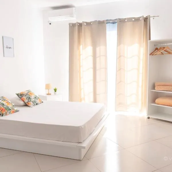 Urban Praia Maria - ApartHotel, hotel v destinaci Praia