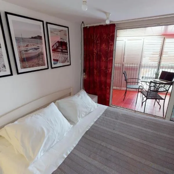 Number 5, hotel v Pakoštane