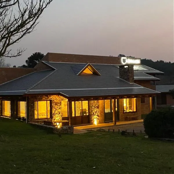 A Estalagem hospedaria, hotel in Flores da Cunha