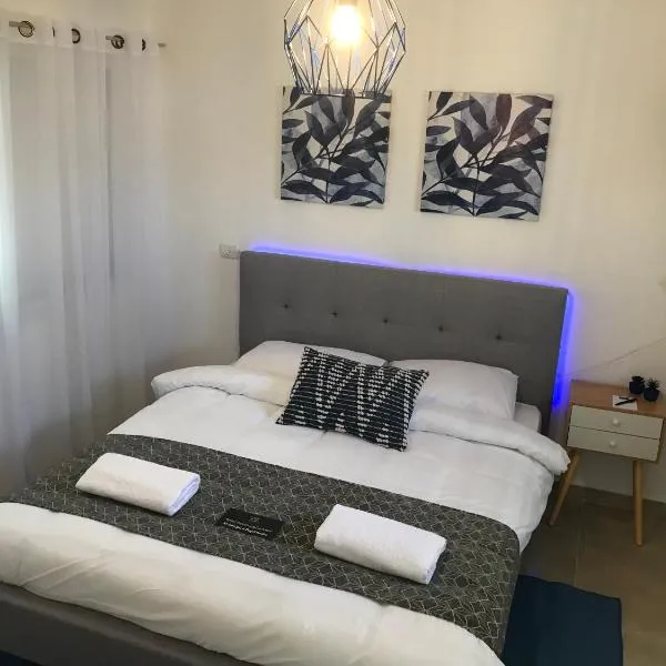 Queen of the Dead Sea Crown Group Collection, Hotel in Neve Zohar