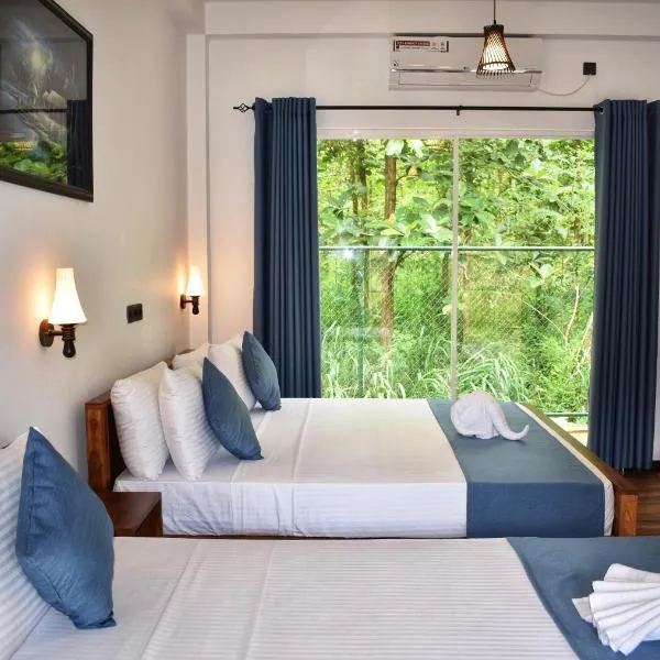 Forest Edge Safari Villa, hotel em Udawalawe
