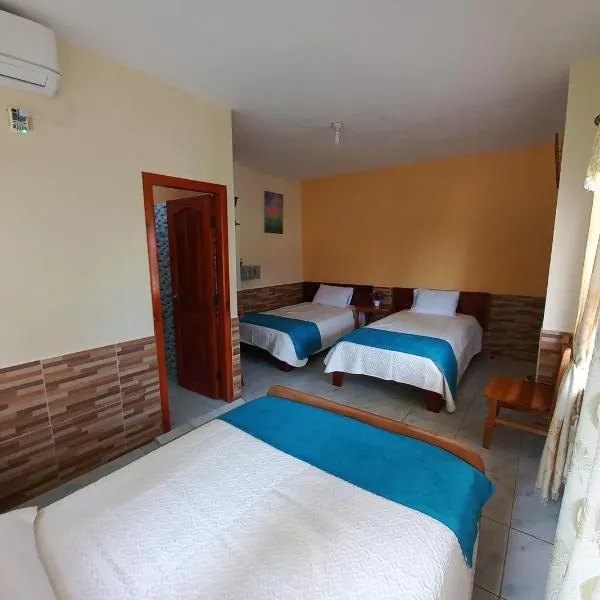 HOSTAL JANET STARLiNK, hotel v destinaci Puerto Villamil