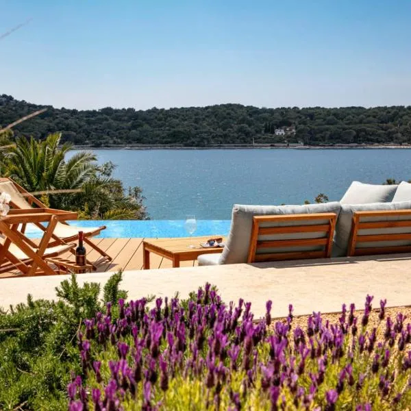 Villa del Mar Deluxe, hotell sihtkohas Mali Lošinj