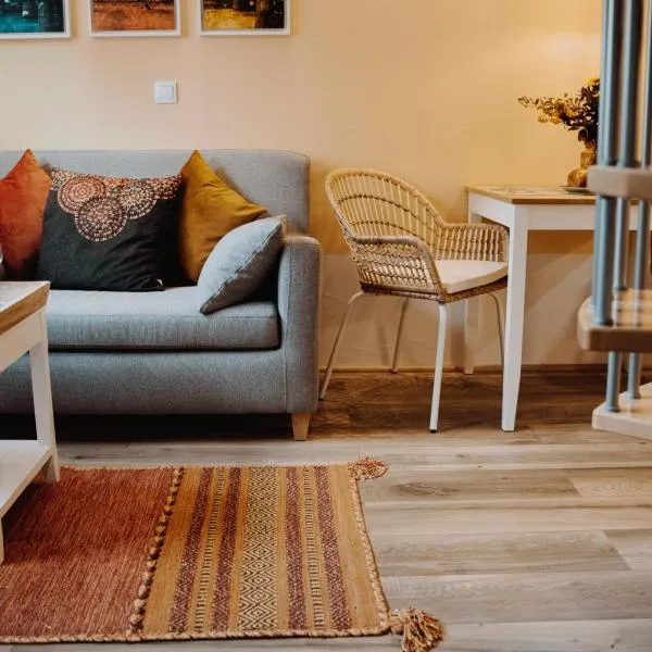 Mülheim, Schönes Apartment, E-Werk, Palladium, Carlswerk, Messe, Lanxess-Arena, hotel v Kolíně