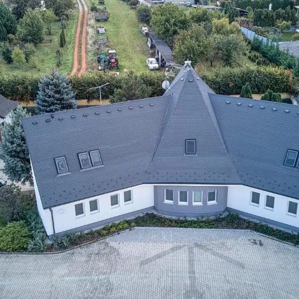 Tercia Kópháza Panzió B、Kópházaのホテル