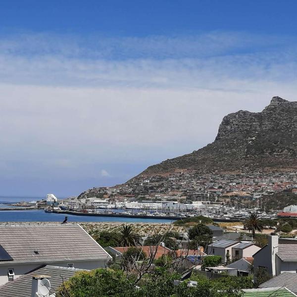 a Hout Bay Gem - great FAMILY duplex value