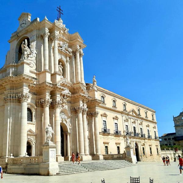 Elegante appartamento in palazzo storico Ortigia