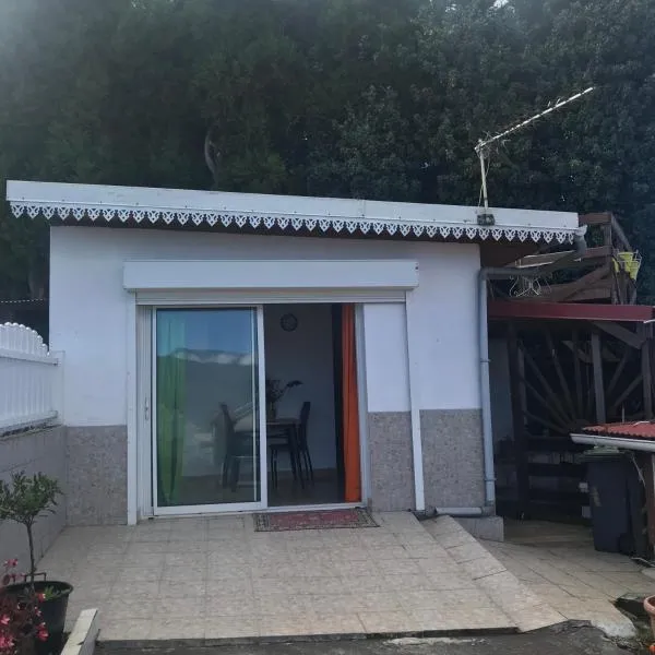 Chez - Dom, hotel v destinaci Le Tampon