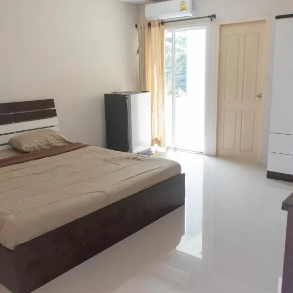 Suree Place Hostel, hotel v destinaci Hua Hin