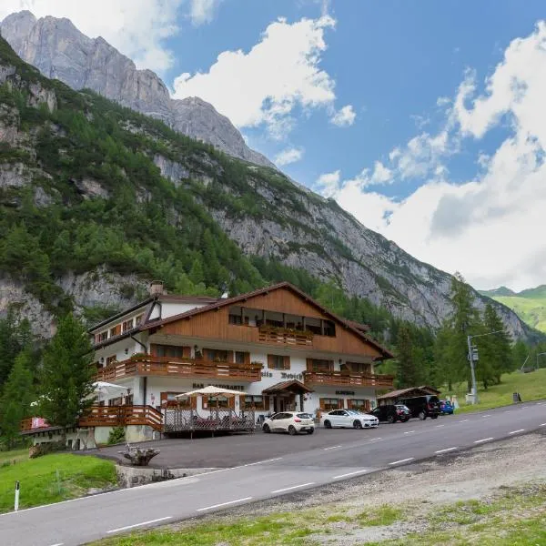 Hotel & Ristorante Baita Dovich、マルガ・チアペラのホテル
