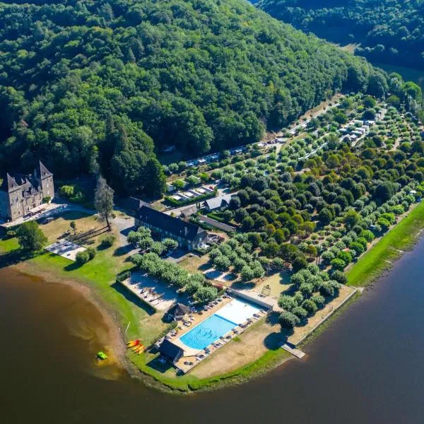 Camping Le château du gibanel, hotel v destinaci Saint-Martial-Entraygues