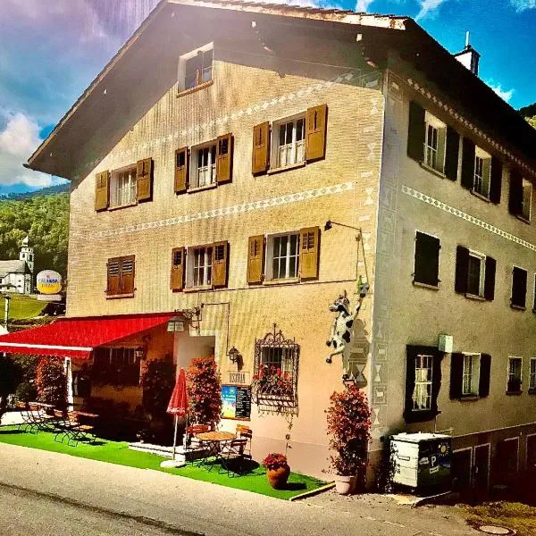 Ustria Crusch Alva, ξενοδοχείο σε Tavanasa