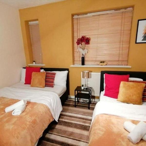 DaFolSuite Luxury Stay - Free WiFi with Netflix Entertainment