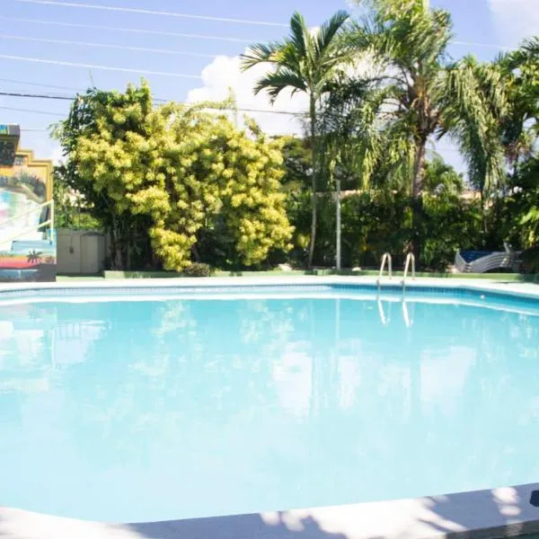 Holidays At Holiday Heaven, ξενοδοχείο σε Runaway Bay