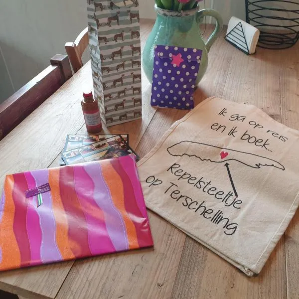 Repelsteeltje op Terschelling, hotel v destinaci Formerum