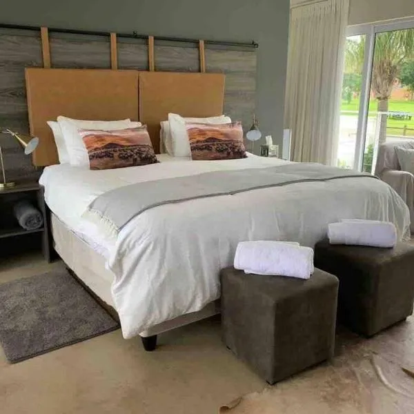 The Studio on Cordia DSTV WIFI 2km from Umhlanga Beach, hotel in Durban