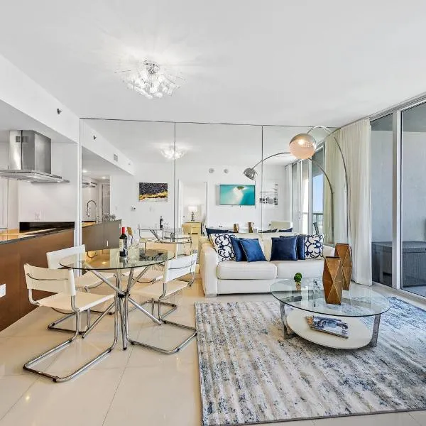 Majestic High Rise Unit with Ocean view, hotel Miamiban