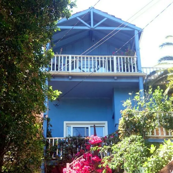 TREETOPS PENTHOUSE Rose Bay Sydney, 3 bedrooms, hotel i Sydney