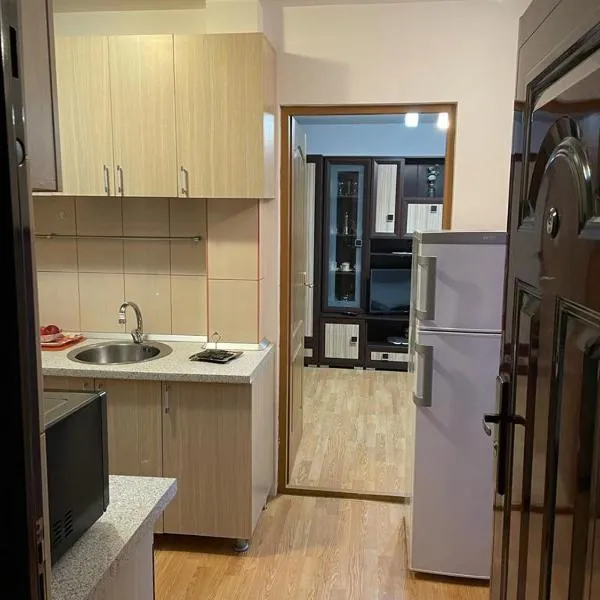 Urban Chic Apartment, hotel in Orăştie