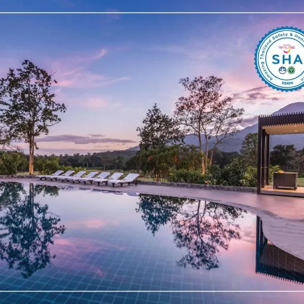 Chatrium Golf Resort Soi Dao Chanthaburi, hotel in Ban Thap Sai