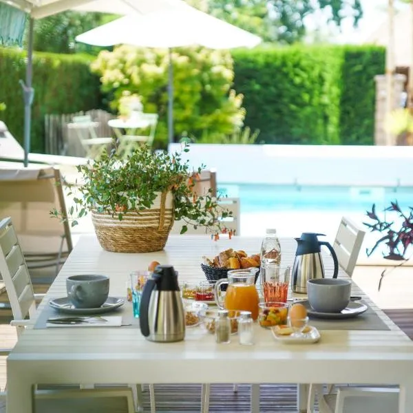Chambres d'hôtes Villa Surcouf, hotel v destinaci Andernos-les-Bains