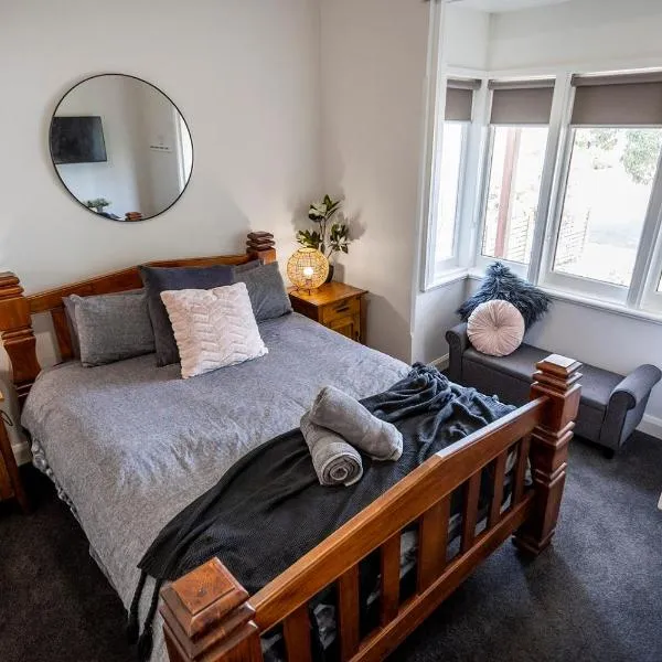 Cabo’s On Currajong Warm, Cosy and Welcoming, hotel en Parkes