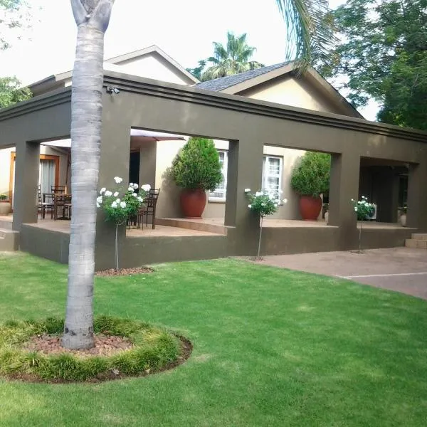 Bayswater Lodge, hotel in Bloemfontein