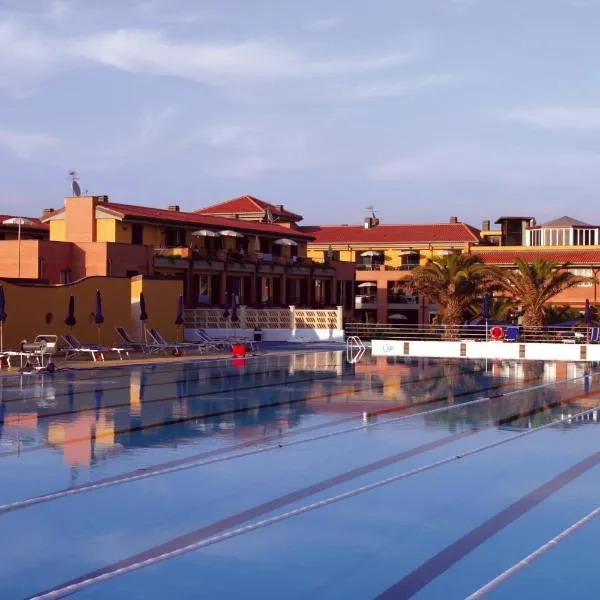 Continental Resort, hotel in Tirrenia