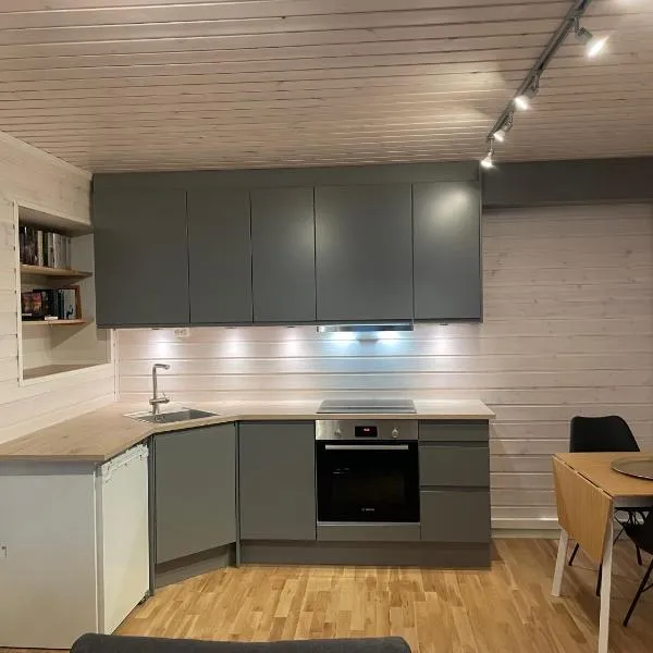 Spacious 50 sqm apartment close to city centre!, ξενοδοχείο στο Τρόμσο