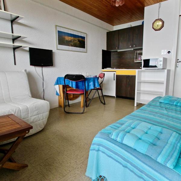 Studio 3 pers, pied des pistes, vue vallée, Chamrousse 1750 - FR-1-340-92