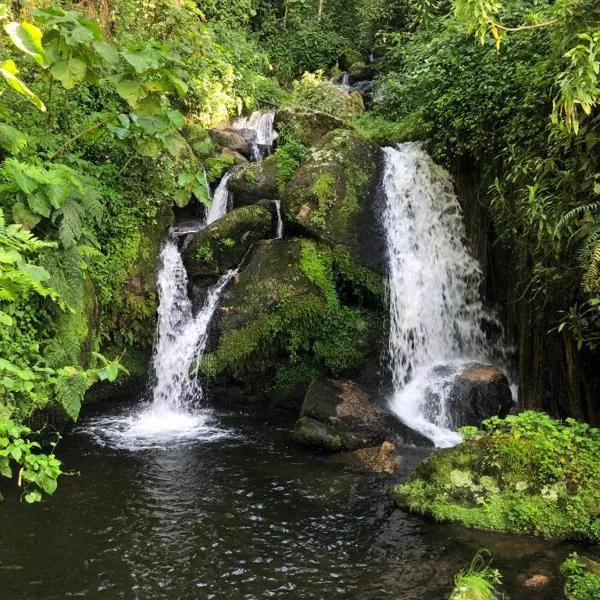 Mbunga Community Tourism Campsite, hotel in Kasese