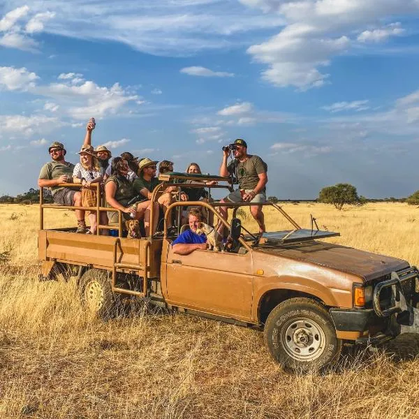 Ombe Guestfarm & Safari, hotel in Hochfeld