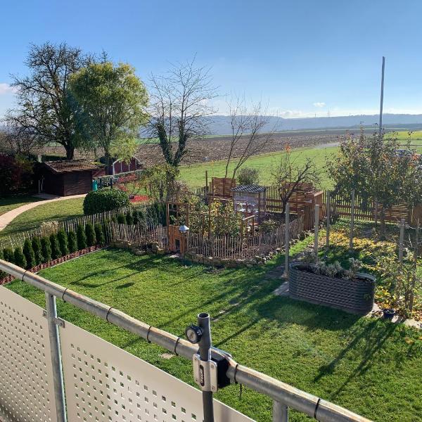 City Apartment Hasenheide - Wohnung mit 3 Schlafzimmern und Balkon mit Landschaftsblick