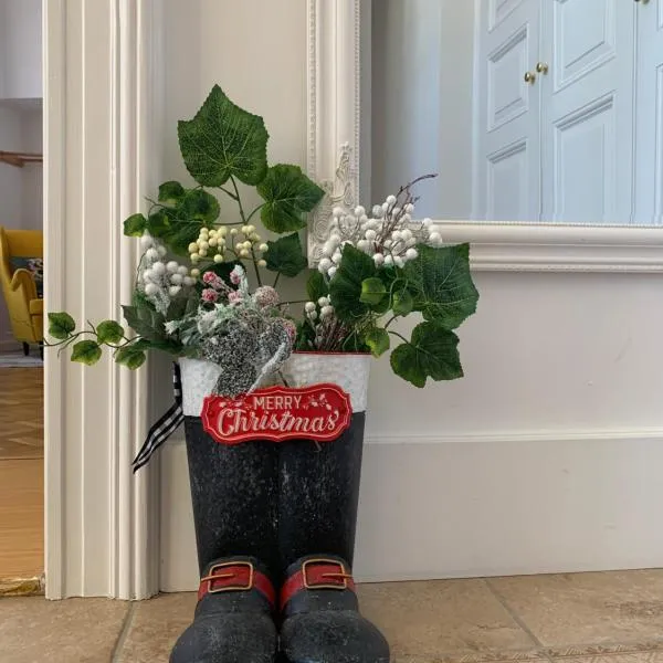 Forst-Ház Apartman、エゲルのホテル