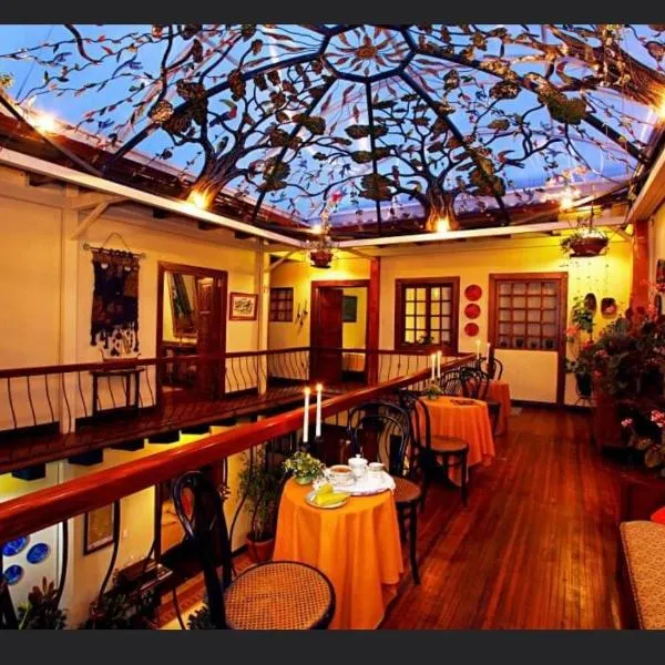 Hotel Cantuña, ξενοδοχείο σε Κίτo