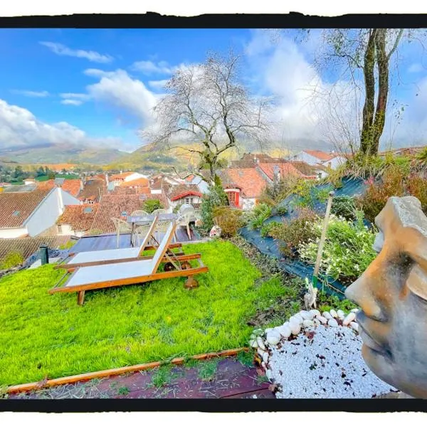 Chambres d'Hôtes Maison E.Bernat, ξενοδοχείο σε Saint-Jean-Pied-de-Port