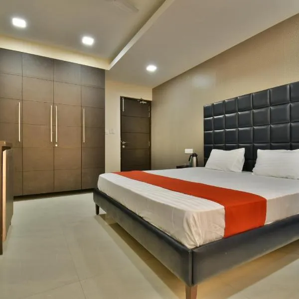 The Clovers Inn, hotel en Patna