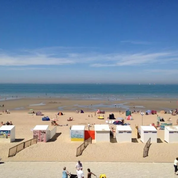 Luxury Suite Koksijde 210 - Adult only, Hotel in Koksijde