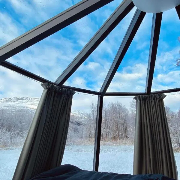 North Experience Basecamp, hotel in Melen