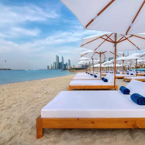 Radisson Blu Hotel & Resort, Abu Dhabi Corniche，阿布達比的飯店