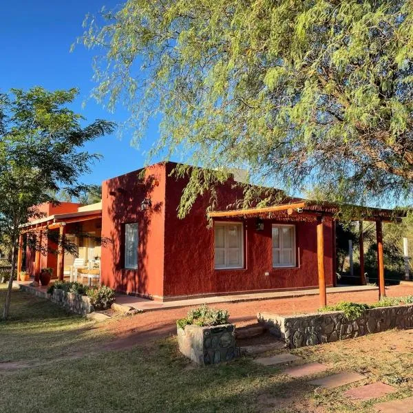 Cabaña Chañares de Banda Florida - Ama, hotel in Villa Unión