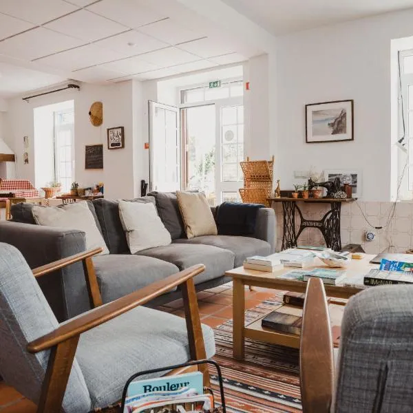 Jaca Hostel Porto da Cruz、ポルト・ダ・クルースのホテル