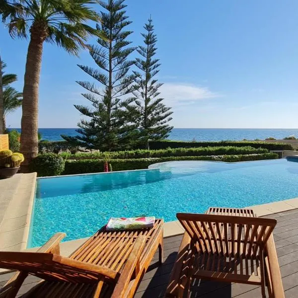 Viesnīca Villa Del Mar with Heated Pool & Spa pilsētā Mazota