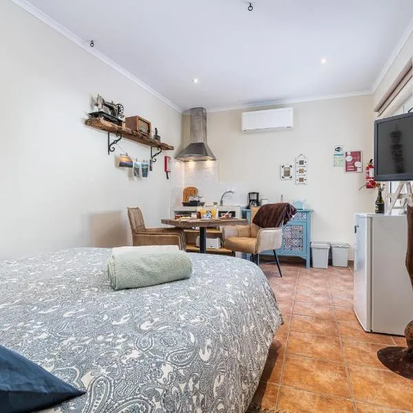 Sunset Room - Hiking & Beach, hôtel à Odeceixe