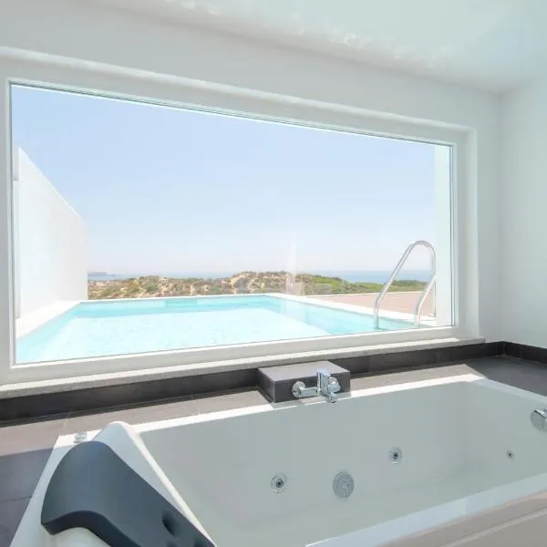 Penthouse with rooftop pool - Duna Parque Resorts & Hotels, ξενοδοχείο σε Vila Nova de Milfontes